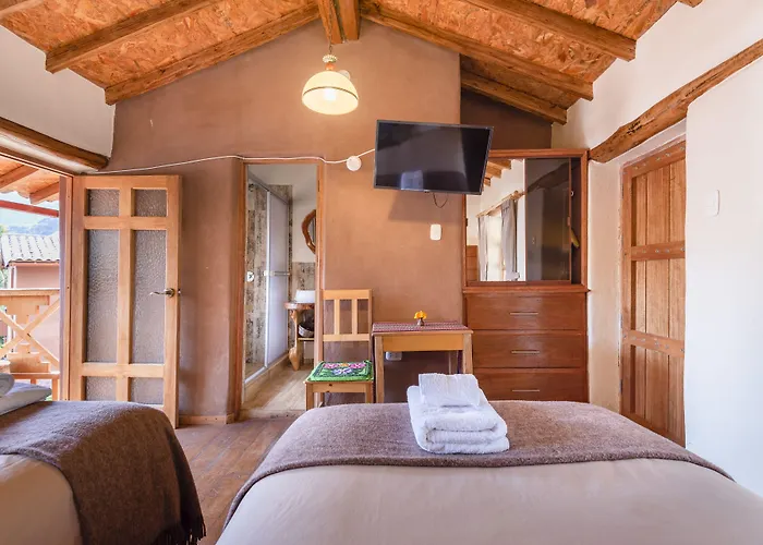 Unuwasi & Hotel 3*